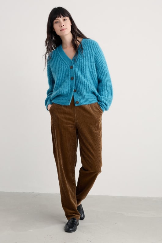 pinselführung v-neck strickjacke mit mohair